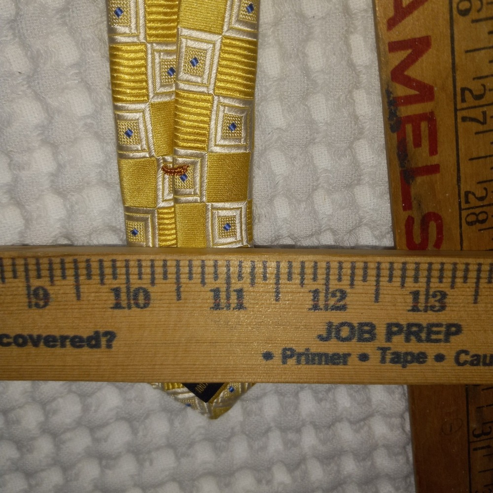 Donald J Trump Signature Collection Yellow Gold Geometric Silk Necktie Tie - Picture 8 of 9